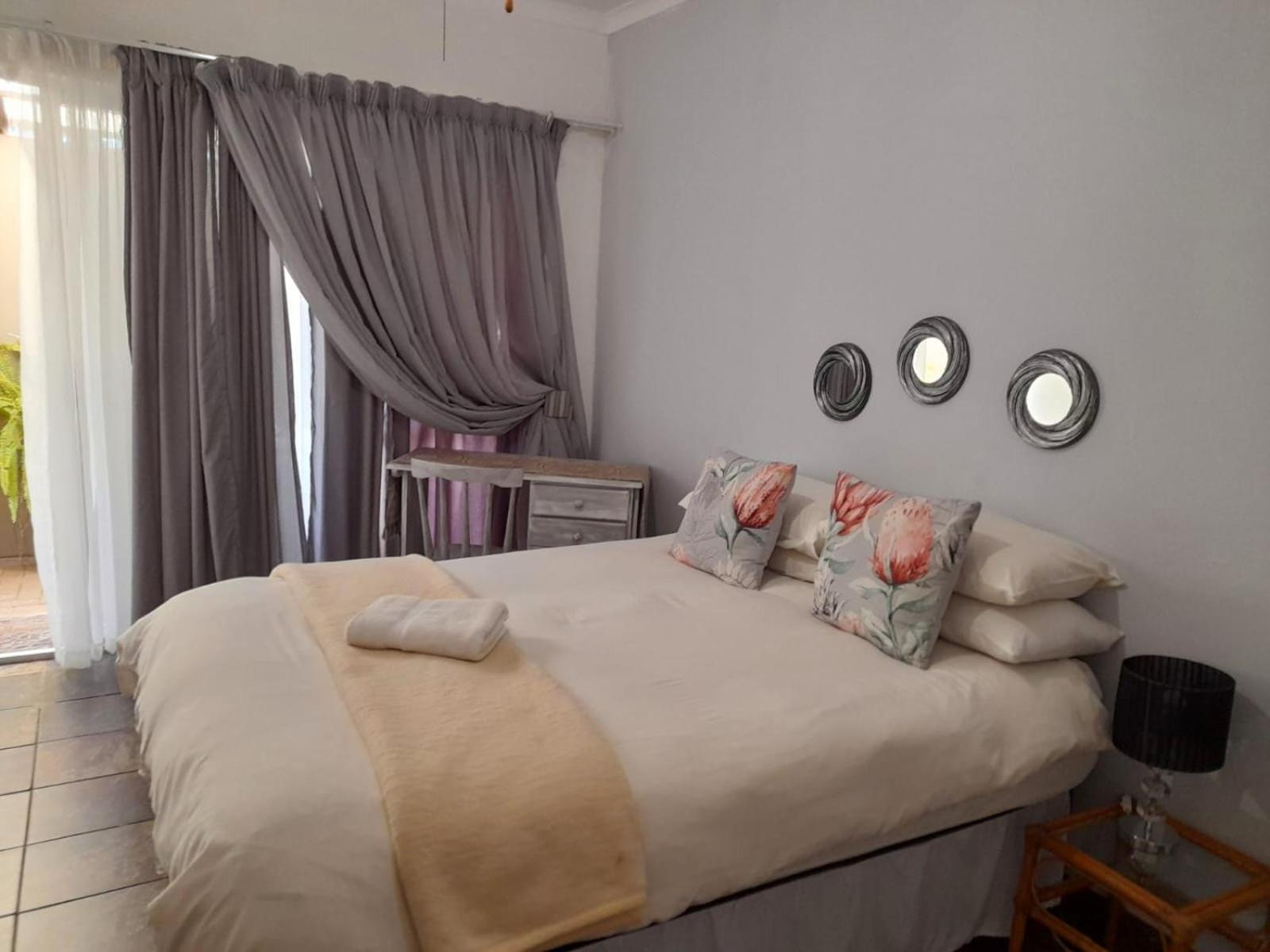 Ukarimu Guest House Клерксдорп Номер фото
